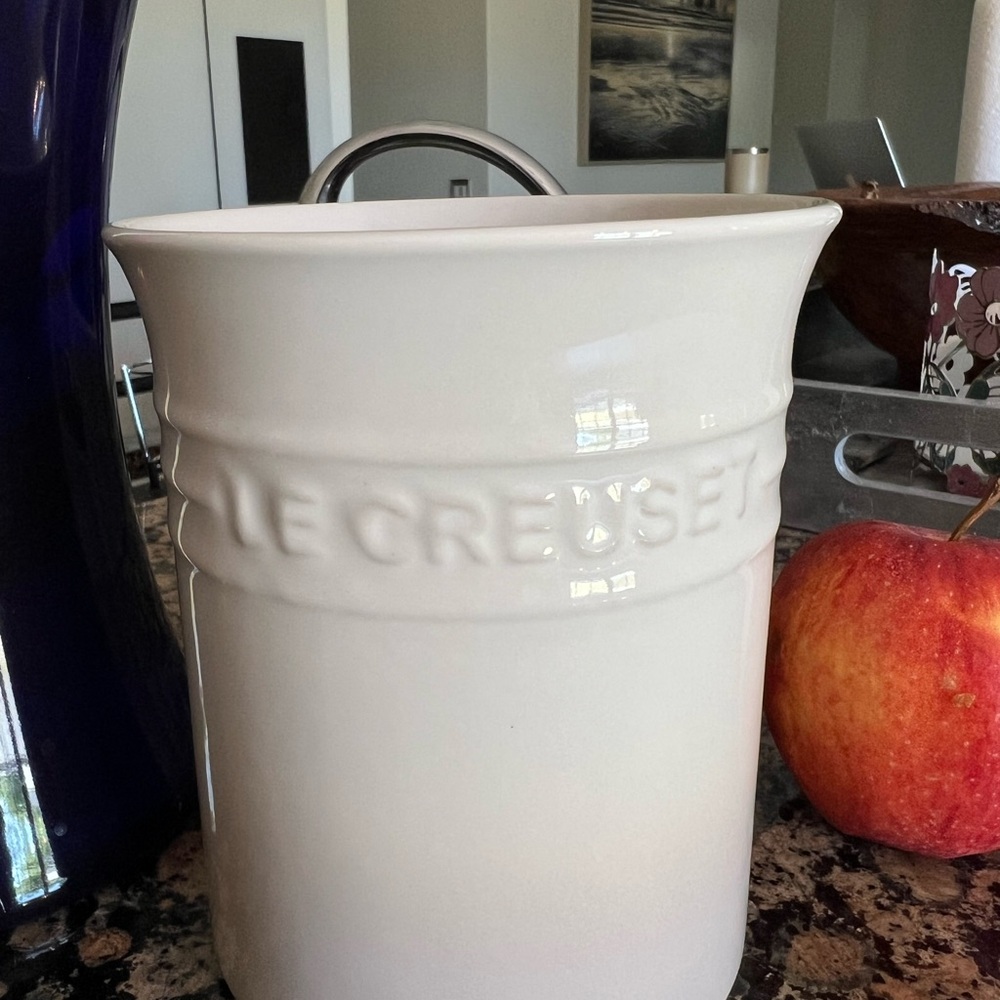 Brand New - Le Creuset Utensil Holder (6 color options) - Picture 9 of 13